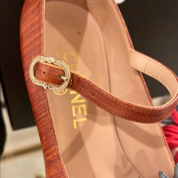 Chanel Rare Runway MarieJane Wedge Brown Floral Heels Size 7.5 M - Picture 6 of 16
